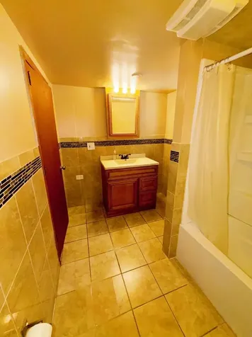 5936 South Kolin Avenue Chicago IL 60629