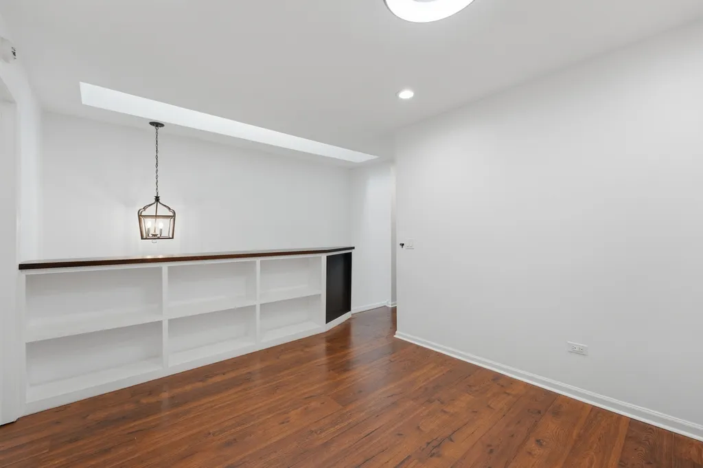 4268 West Harrington Lane Chicago IL 60646