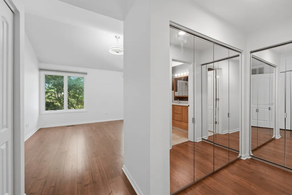 4268 West Harrington Lane Chicago IL 60646