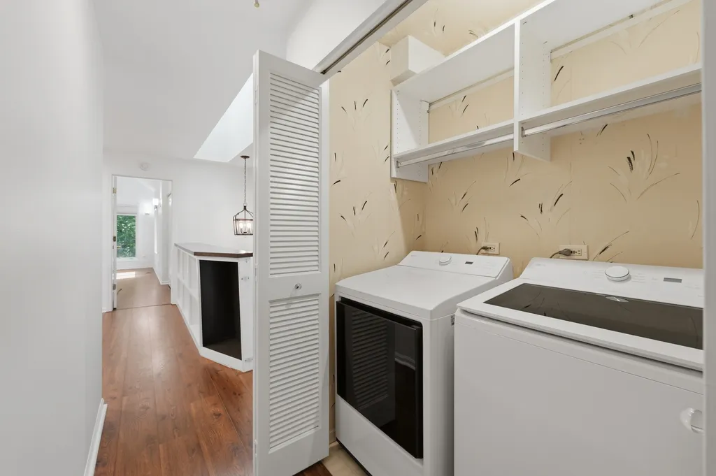 4268 West Harrington Lane Chicago IL 60646