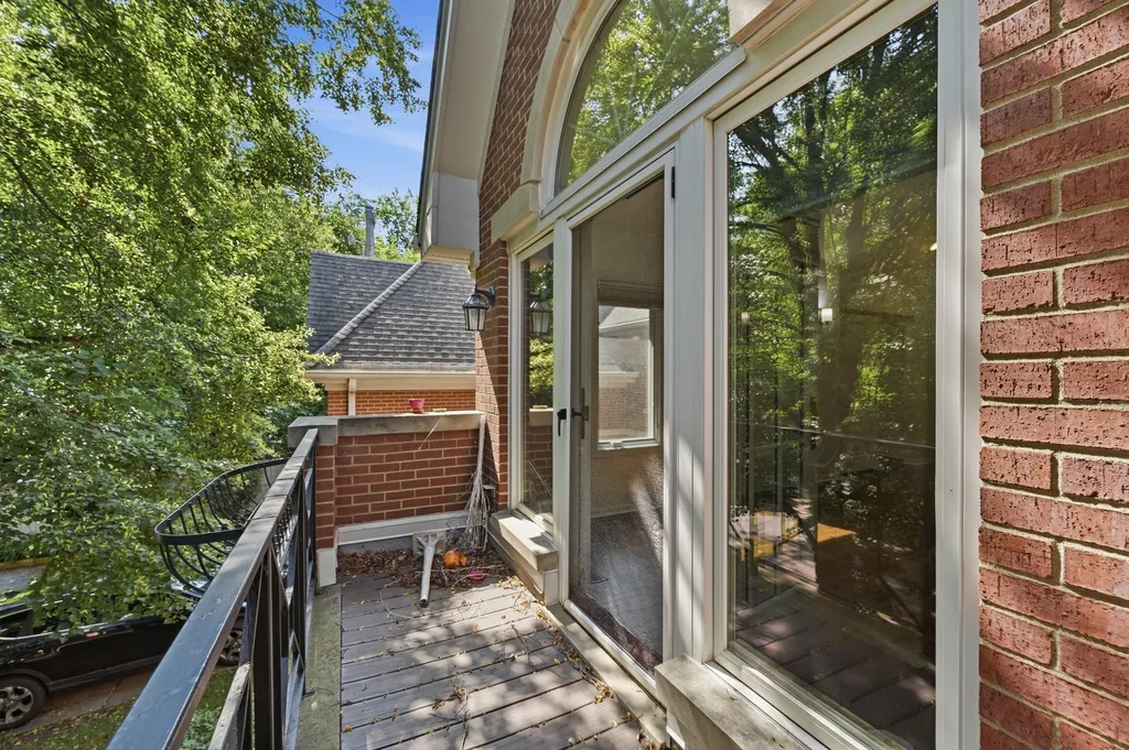 4268 West Harrington Lane Chicago IL 60646