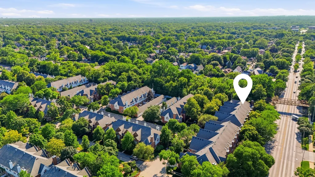 4268 West Harrington Lane Chicago IL 60646