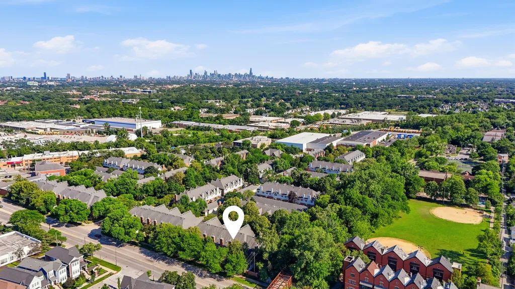 4268 West Harrington Lane Chicago IL 60646