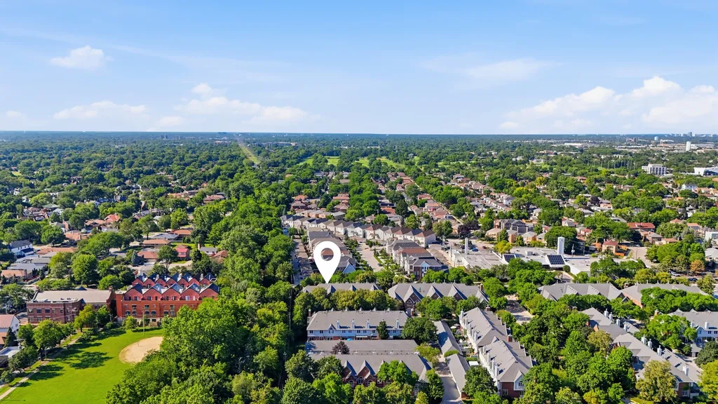 4268 West Harrington Lane Chicago IL 60646