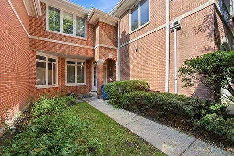 4268 West Harrington Lane Chicago IL 60646