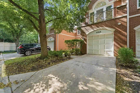 4268 West Harrington Lane Chicago IL 60646