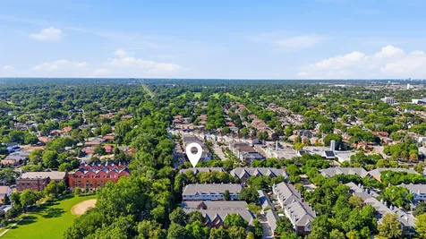 4268 West Harrington Lane Chicago IL 60646