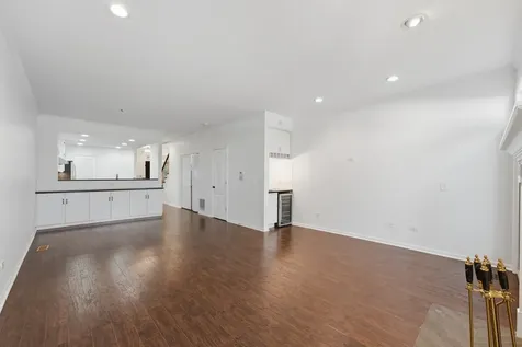 4268 West Harrington Lane Chicago IL 60646