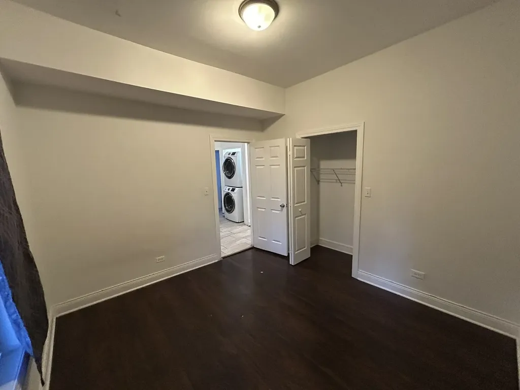 6018 South Eberhart Avenue Chicago IL 60637