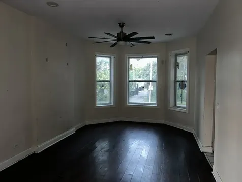 6018 South Eberhart Avenue Chicago IL 60637