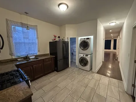 6018 South Eberhart Avenue Chicago IL 60637
