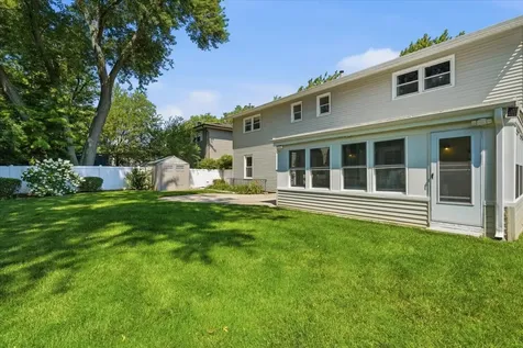 175 Selwyn Lane Buffalo Grove IL 60089