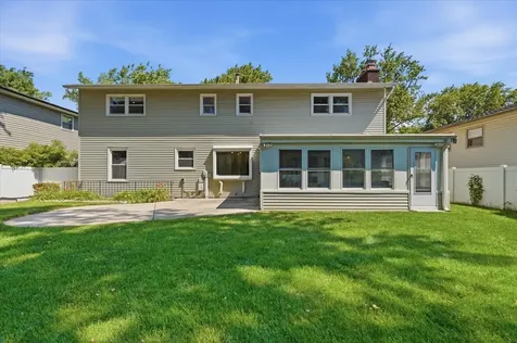 175 Selwyn Lane Buffalo Grove IL 60089