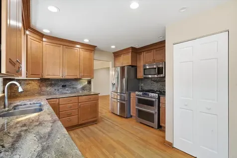 175 Selwyn Lane Buffalo Grove IL 60089