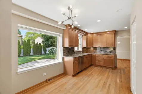 175 Selwyn Lane Buffalo Grove IL 60089