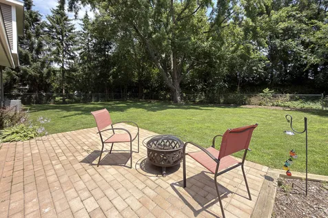 967 Cardiff Drive Crystal Lake IL 60014