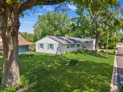 901 East Adams Street Washington IL 61571