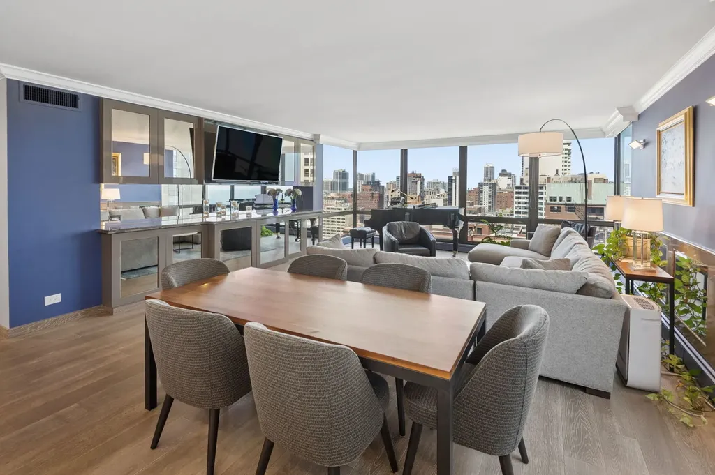 100 East Bellevue Place Chicago IL 60611