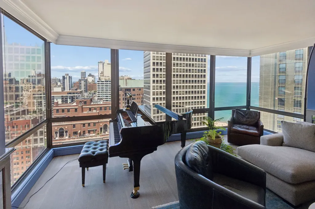 100 East Bellevue Place Chicago IL 60611