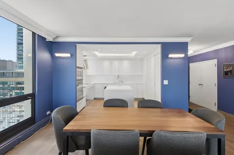 100 East Bellevue Place Chicago IL 60611