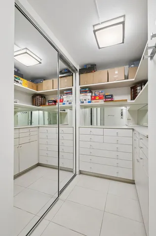 100 East Bellevue Place Chicago IL 60611
