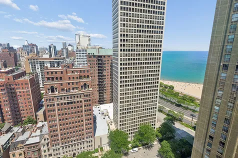 100 East Bellevue Place Chicago IL 60611