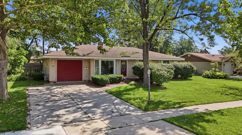1624 West Weathersfield Way Schaumburg IL 60193