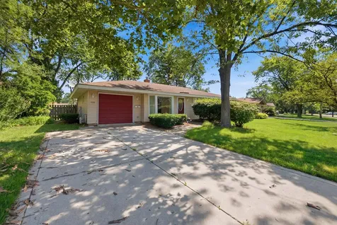 1624 West Weathersfield Way Schaumburg IL 60193