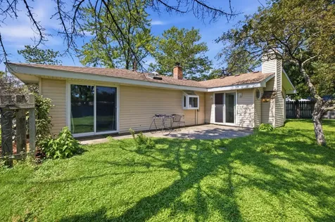 1624 West Weathersfield Way Schaumburg IL 60193