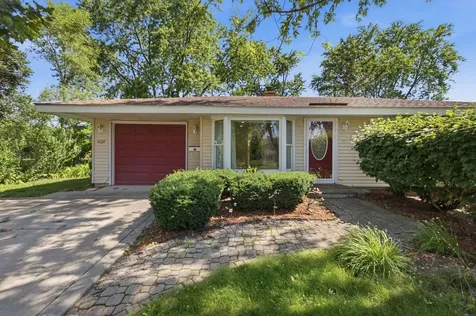 1624 West Weathersfield Way Schaumburg IL 60193