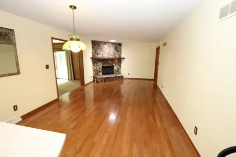 12241 Squirrel Tree Lane Belvidere IL 61008