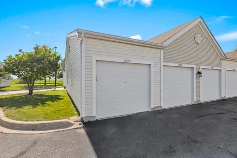 122 Bertram Drive Yorkville IL 60560