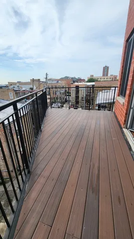 4428 North Sheridan Road Chicago IL 60640