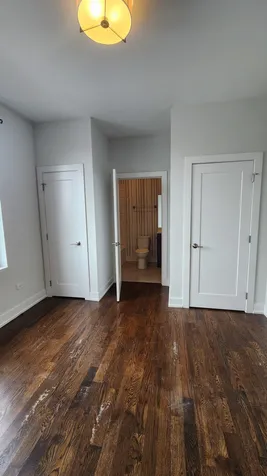 4428 North Sheridan Road Chicago IL 60640