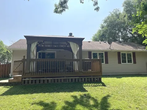 323 Seafarer Drive Third Lake IL 60030