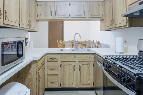 4926 134TH Street Crestwood IL 60418