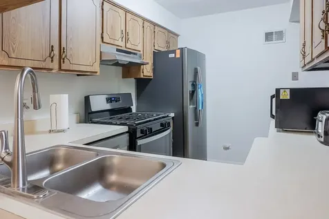 4926 134TH Street Crestwood IL 60418