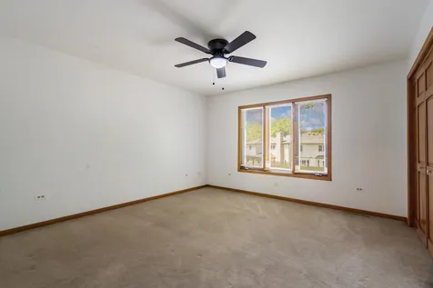 1099 Boneset Drive Crystal Lake IL 60014