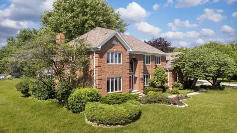 1099 Boneset Drive Crystal Lake IL 60014