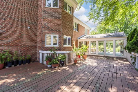1099 Boneset Drive Crystal Lake IL 60014