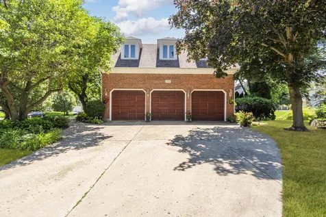 1099 Boneset Drive Crystal Lake IL 60014