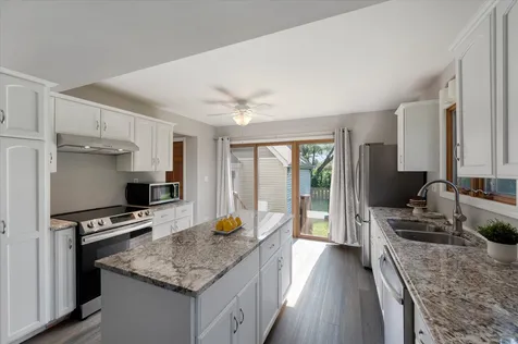 16W661 White Pine Road Bensenville IL 60106