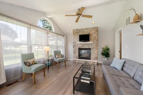 16W661 White Pine Road Bensenville IL 60106