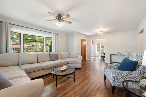 16W661 White Pine Road Bensenville IL 60106