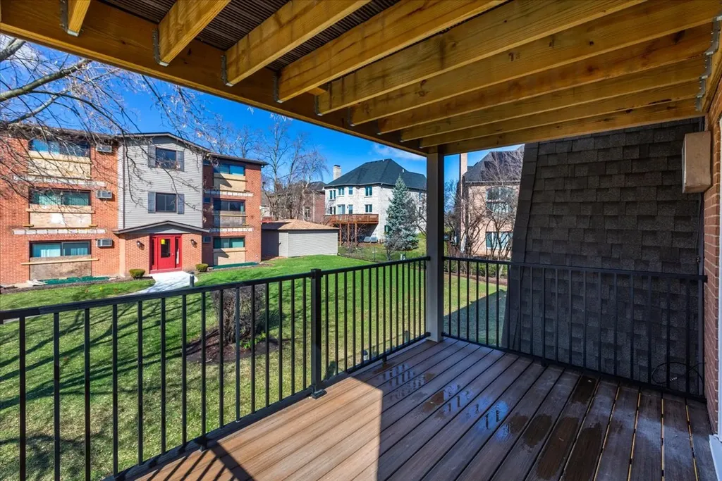 716 West 65th Street Westmont IL 60559