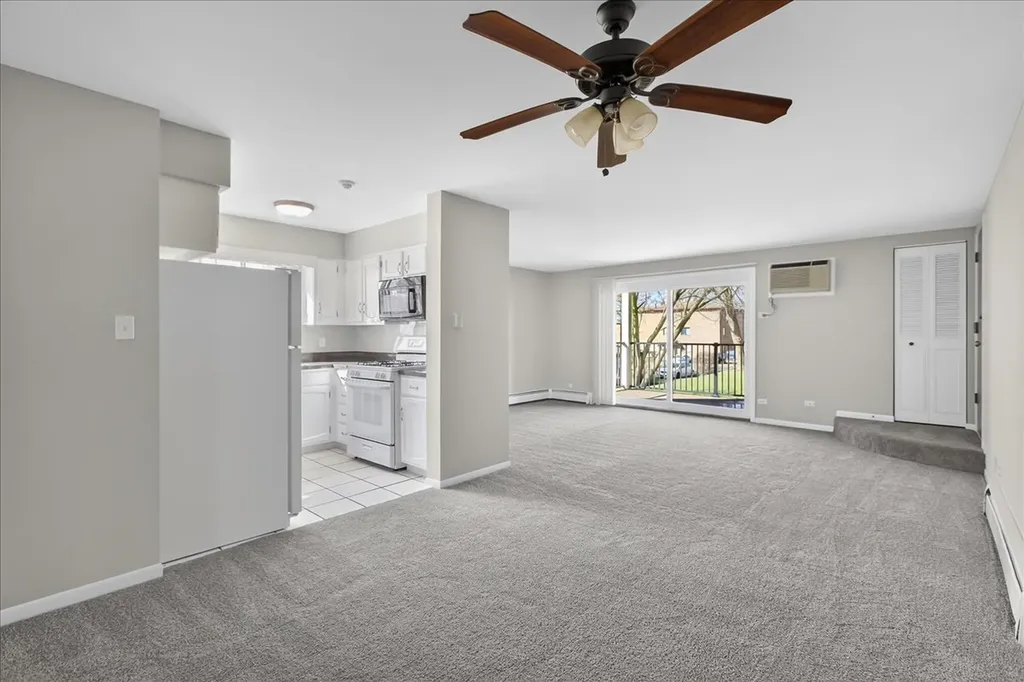 716 West 65th Street Westmont IL 60559