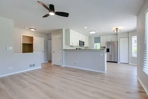 441 Barn Swallow Drive Lindenhurst IL 60046