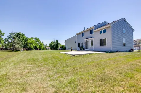 441 Barn Swallow Drive Lindenhurst IL 60046