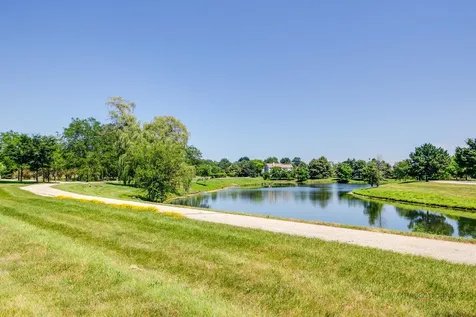 441 Barn Swallow Drive Lindenhurst IL 60046
