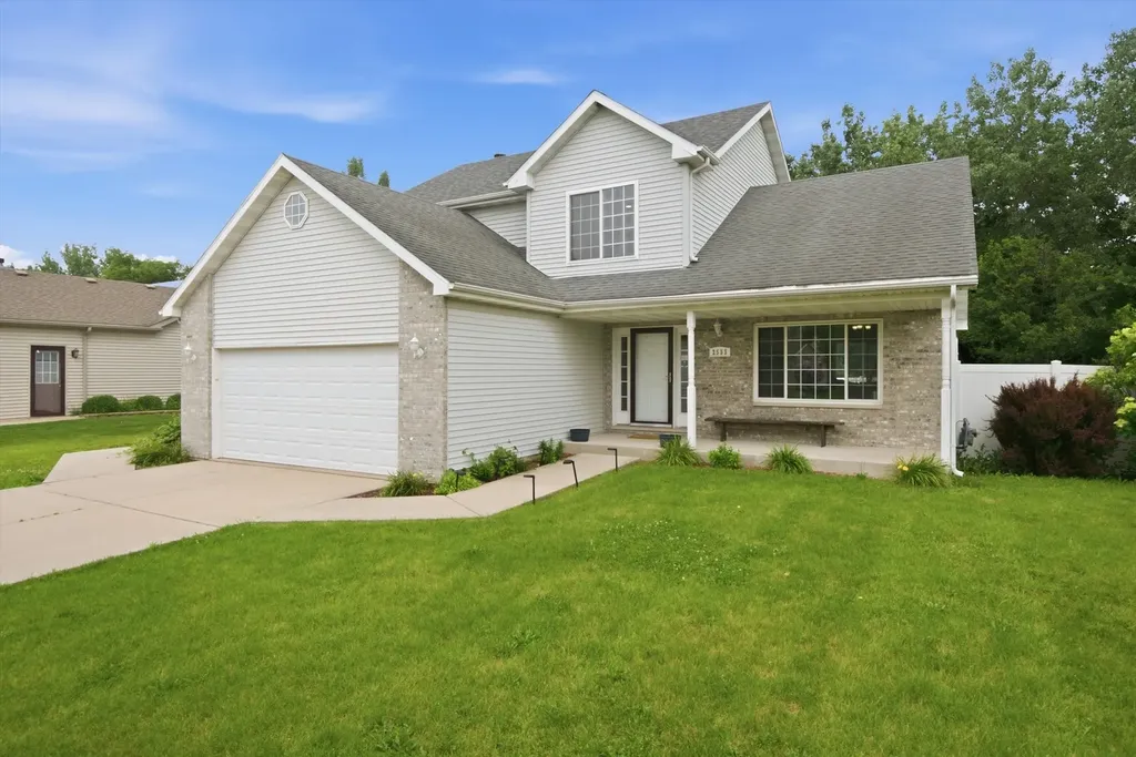 2555 Cobblestone Court Morris IL 60450